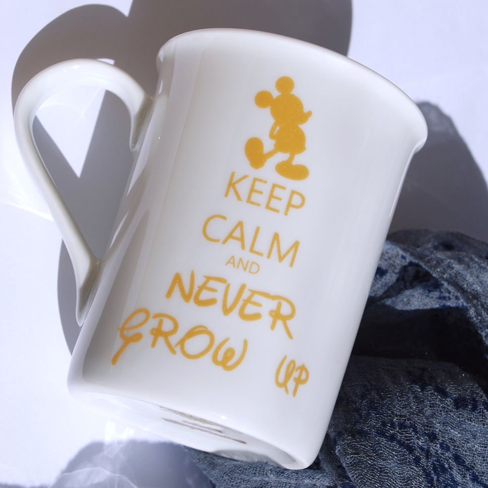 Keep Calm (metalik sarı) Kupa