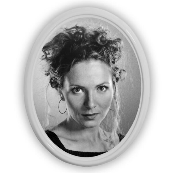 Porselen Resim Oval Bordürlü 24 x 30 cm.